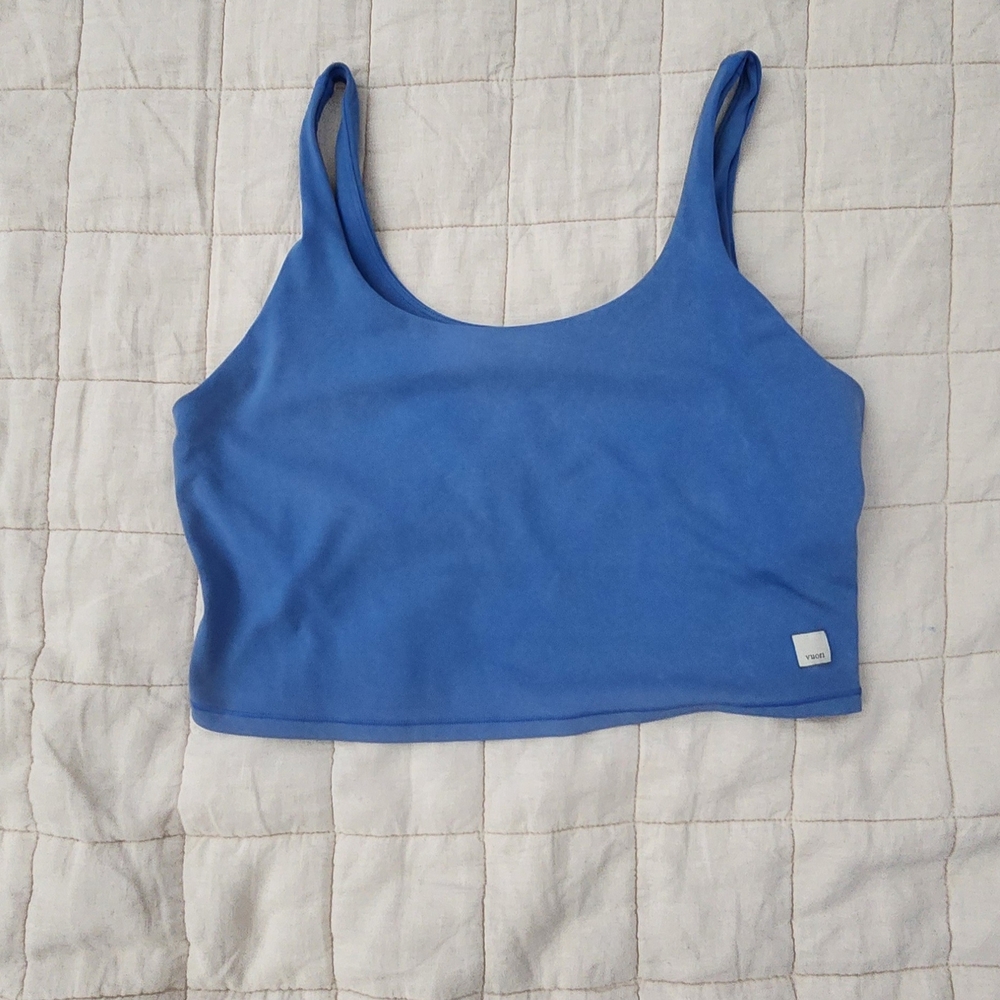 Vuori Washed  Daily Crop In Cerulean